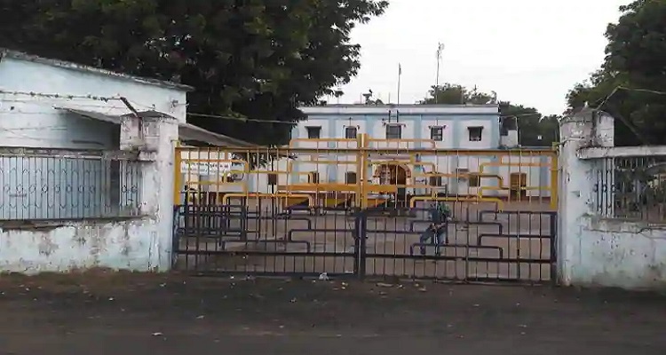 jail સાબરમતી જેલમાં 20 કેદીઓ અને બે પોલીસ કર્મી સ્ટાફ કોરોના પોઝિટિવ