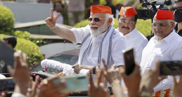 Untitled 14 13 મિશન ગુજરાત પર PM મોદી: શું આ વખતે રાહુલ ગાંધી ભાજપને રોકી શકશે?