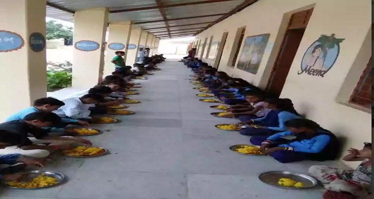 Untitled 35 43 નવ મહાનગરોની શાળાઓમાં મધ્યાન ભોજન યોજના શરુ