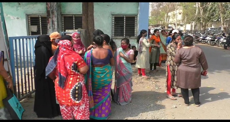 khel 9 મહિલાઓને પર્સનલ લોનની લાલચ આપી મહિલા દિઠ રૂ.3000ની ઉઘરાણી કરી ગઠીયો ફરાર