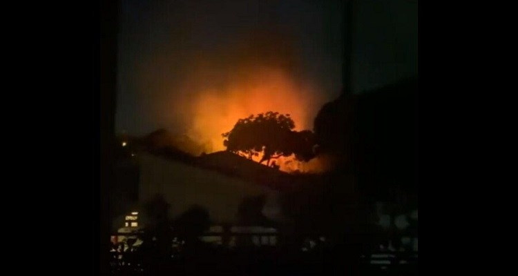 4 14 શ્રીલંકામાં સ્થિતિ વધુ વણસી,પ્રદર્શકારીઓએ PM વિક્રમસિંઘેના ઘરને લગાવી આગ,જુઓ વીડિયો