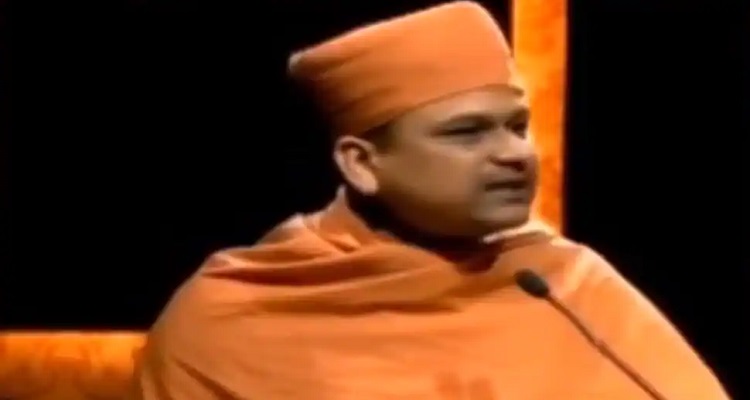 3 10 આનંદસાગર સ્વામીએ ભગવાન ભોલેનાથ પર ટિપ્પણી કરતા વિવાદ,સનાતન ધર્મી નારાજ,જુઓ વીડિયો
