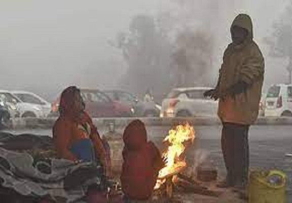 1 21 દિલ્હી સહિત ઉત્તર ભારતમાં ઠંડીનો ચમકારો યથાવત, હવામાન વિભાગે આપી આ ચેતવણી