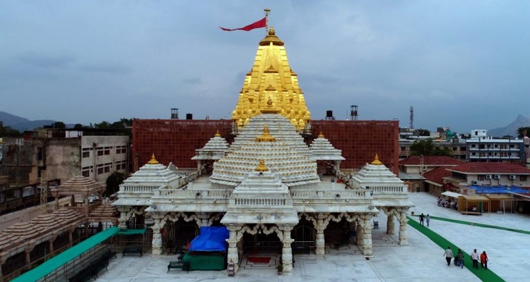 Mobile ban in Ambaji temple