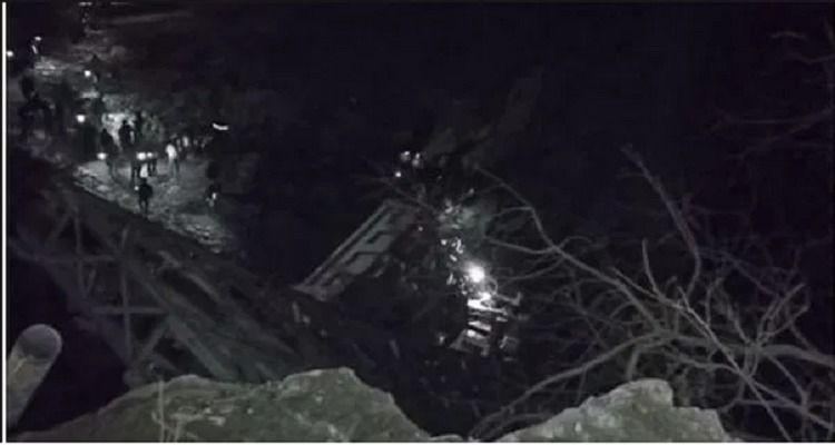 Bridge collapse in Himachal