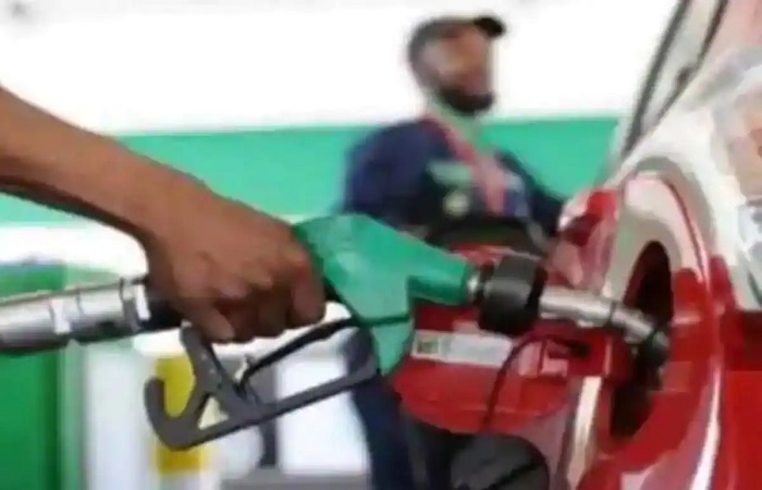 Petrol Diesel પાકિસ્તાનમાં પેટ્રોલ-ડીઝલના ભાવમાં અધધધ... વધારો, લોકો ત્રાહિમામ