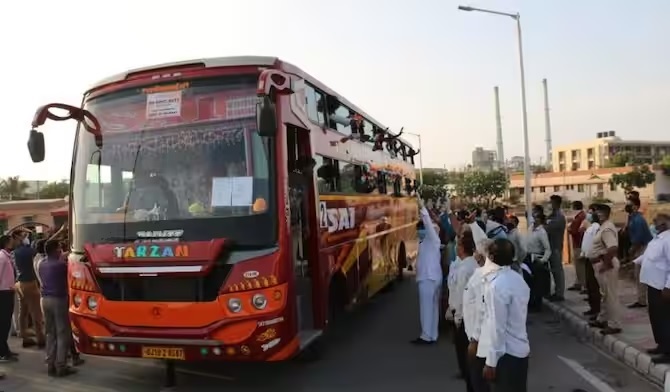 Sural Luxury Bus Operator કાનાણી-બસ ઓપરેટર વિવાદઃ મુસાફરો કરમાયા, રીક્ષાચાલકો કમાયા