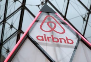 Retrenchment Airbnb 30% સ્ટાફની છટણી કરી