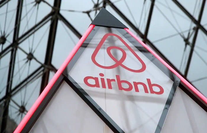 Retrenchment Airbnb 30% સ્ટાફની છટણી કરી