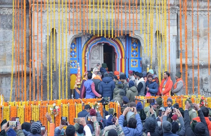Kedarnath kapat પૂજા બાદ ખોલાયા કેદારનાથ ધામના દરવાજા, 10 હજારથી વધુ ભક્તો હાજર