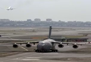 3 13 લેહના રનવે પર ફસાયું IAFનું C-17 ગ્લોબમાસ્ટર એરક્રાફ્ટ, ફ્લાઇટ્સ રદ