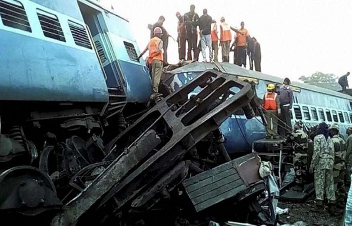 Biggest Train accident 1 સંસદમાં રજૂ કરાયેલા કેગના અહેવાલ પર ધ્યાન અપાયું હોત તો ઓડિશા ટ્રેન દુર્ઘટના થઈ ન હોત