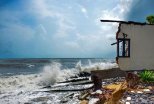 Biperjoy cyclone loss વાવાઝોડું પસાર પરંતુ આફ્ટર ઇફેક્ટ્સનો ખતરો હજી ટળ્યો નથી