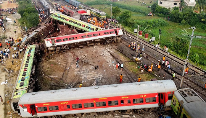 Odiss train accident 1 અત્યંત હૃદયવિદારક અકસ્માતની સીબીઆઇ તપાસ કરશેઃ અશ્વિની વૈષ્ણવ