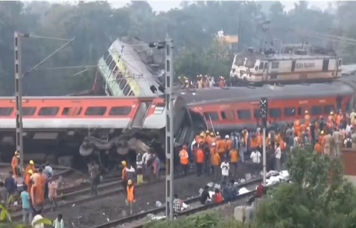 Railway Accident 5 ટ્રેન અકસ્માતમાં ઇજા પામેલા ત્રણેય ટ્રેનના ડ્રાઇવરોનું શું થયું?