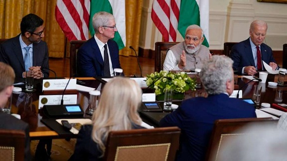 US CEO PM Modi પીએમ મોદી એમેઝોન અને ગૂગલ સહિત ઘણી વૈશ્વિક કંપનીઓના સીઈઓને મળ્યા
