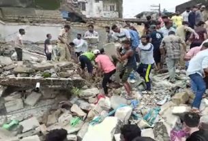House collapse જૂનાગઢમાં મકાન ધરાશાયીઃ ચારથી પાંચ દટાયા હોવાની શક્યતા