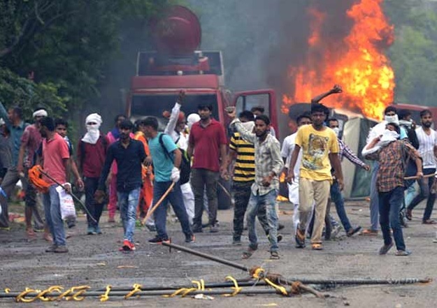 Haryana riots 1 1 નૂહની સાંપ્રદાયિક હિંસા ગુરુગ્રામ અને સોહના સુધી ફેલાઈઃ મૃતકોની સંખ્યા છ પર પહોંચી