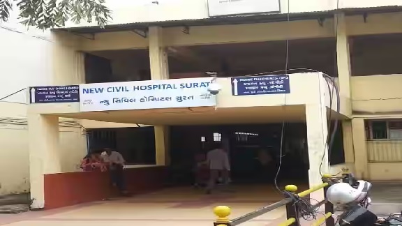 Surat Civil Hospital સુરતમાં મચ્છર અને પાણીજન્ય રોગચાળાથી મૃત્યુઆંક 30 પર પહોંચ્યો