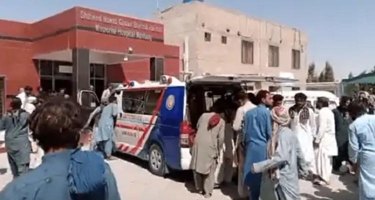 11 3 1 બલૂચિસ્તાનમાં DSPની કારની બાજુમાં ઉભો હતો ફિદાયીન,હુમલાનો વીડિયો આવ્યો સામે,જુઓ વીડિયો