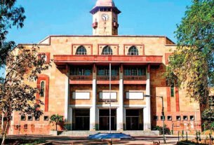 gujarat universty suspend 3 professor mantavya news ગુજરાત યુનિવર્સિટીના 3 પ્રોફેસર સસ્પેન્ડ