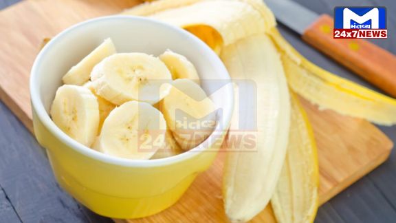શું તમે વર્કઆઉટ પછી તરત જ કેળા ખાઈ શકો છો? જાણો ક્યારે અને કેવી રીતે તેનું સેવન કરવું