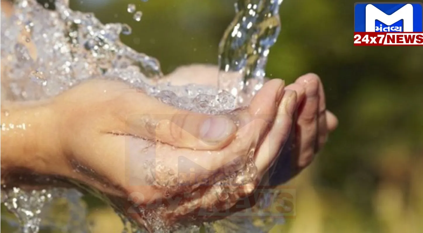 5 સંકેતો દર્શાવે છે તમારા શરીરમાં પાણીની ઉણપ, ખાનપાન બદલી દો