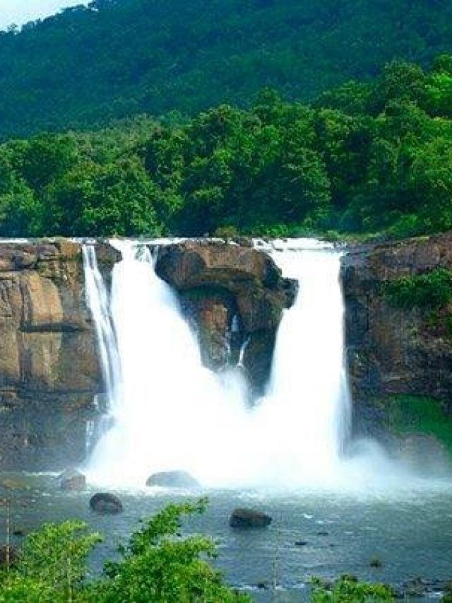 athirapally-falls-in