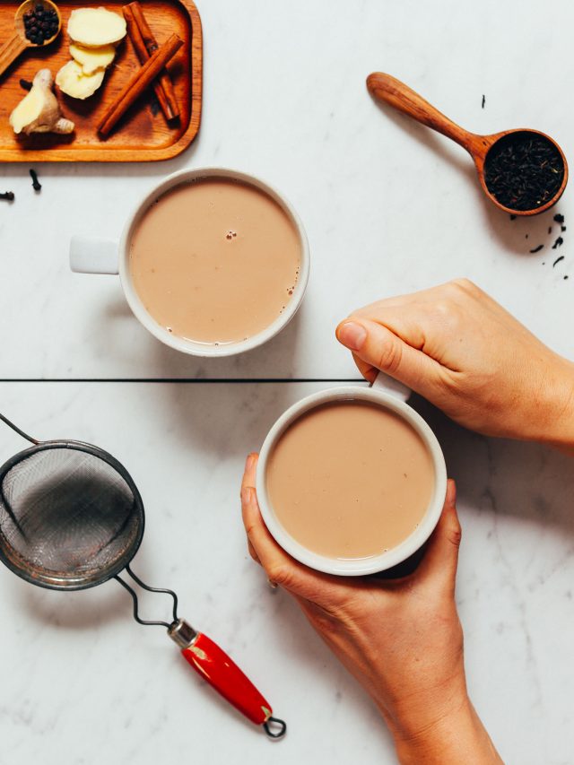 AMAZING-Easy-Masala-Chai-Recipe-SPICY-naturally-sweetened-COMFORTING-minimalistbaker-chai-plantbased-dairyfree-recipe-44