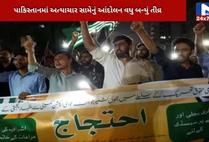 People against government in Pakistan