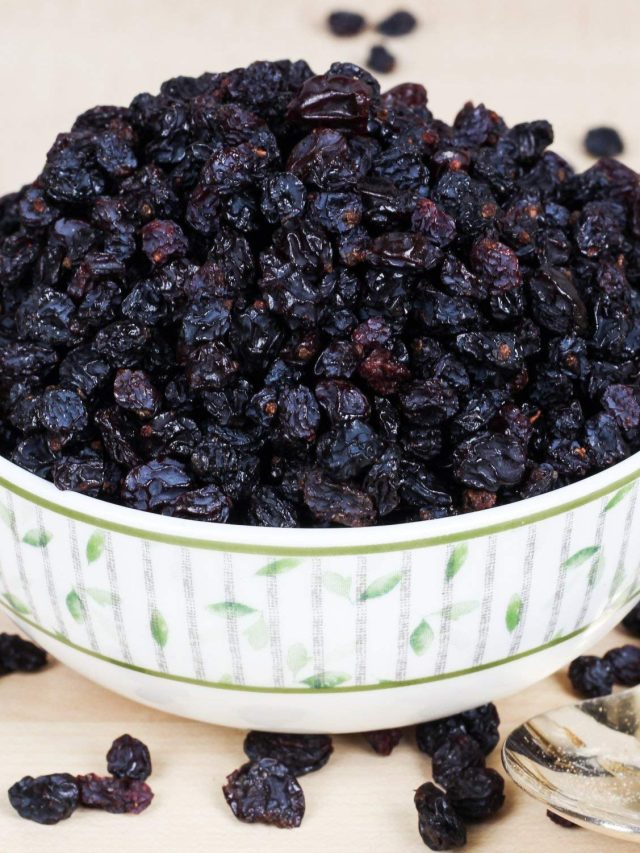 dried-black-currants