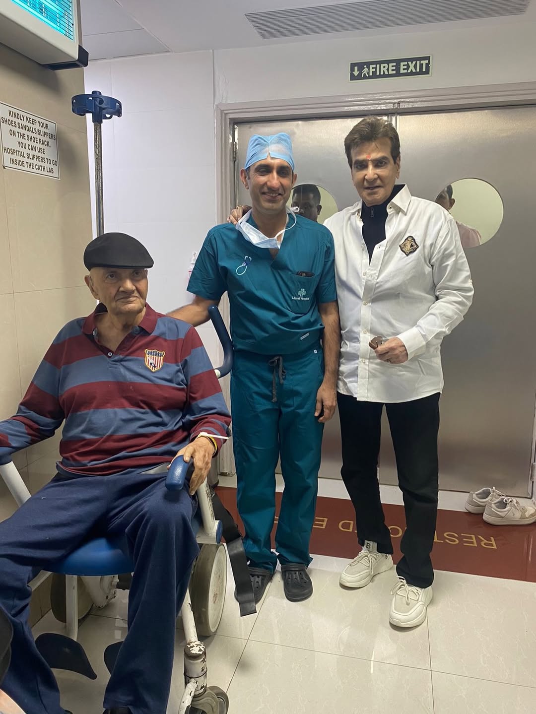 જીતેન્દ્ર પણ પ્રેમ ચોપરાને મળવા આવ્યા હતા