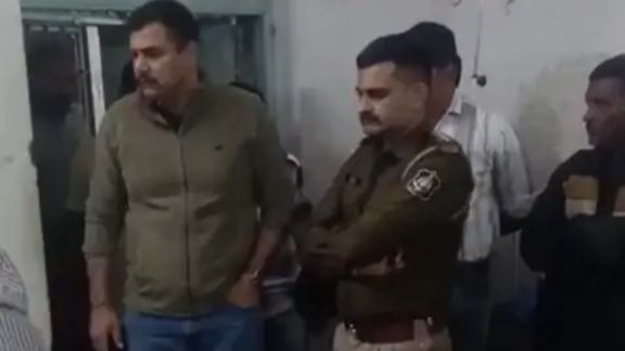 પોલીસ તપાસ અને CCTV ફૂટેજની માંગ