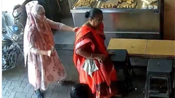 જાગૃત નાગરિકે CPR આપી બચાવવાનો પ્રયાસ
