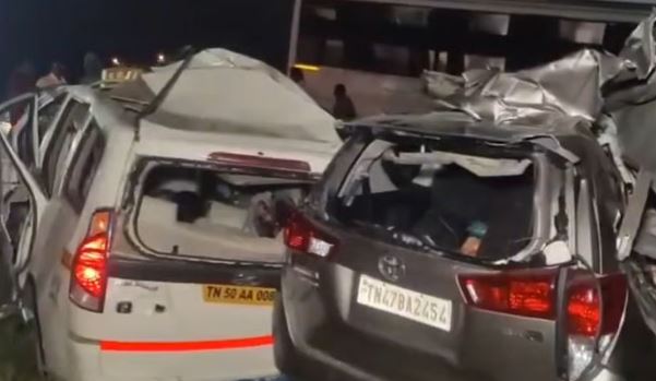 અકસ્માત (Accident)ની માહિતી મળતાની સાથે જ થિટ્ટાકુડી અને રામનાથમ પોલીસ ઘટનાસ્થળે દોડી ગઈ હતી