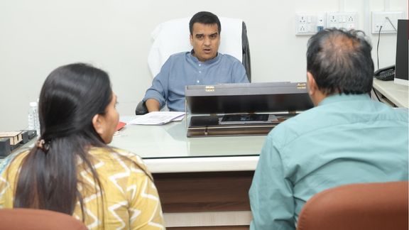 Typhoid ના ફેલાવાને રોકવા માટે લેવાયેલા પગલાં અંગે ચર્ચા કરી