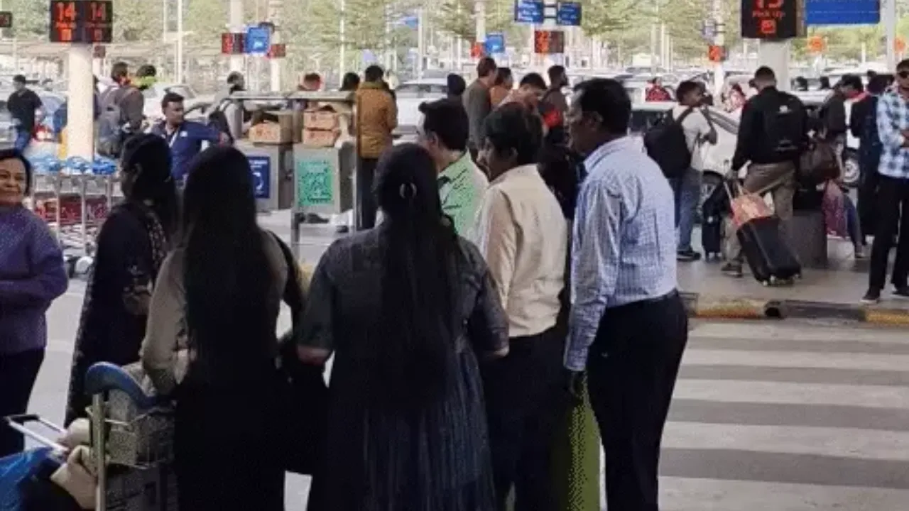 Ahmedabad Airport Parking Charges