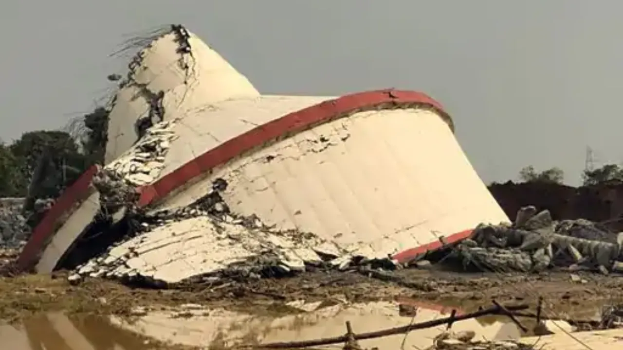 Mehsana Water Tank Leakage News