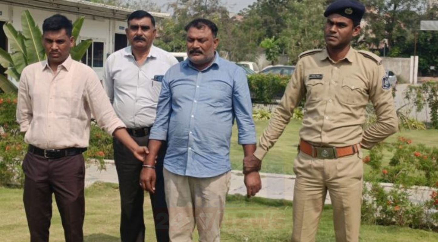 Ahmedabad fake police
