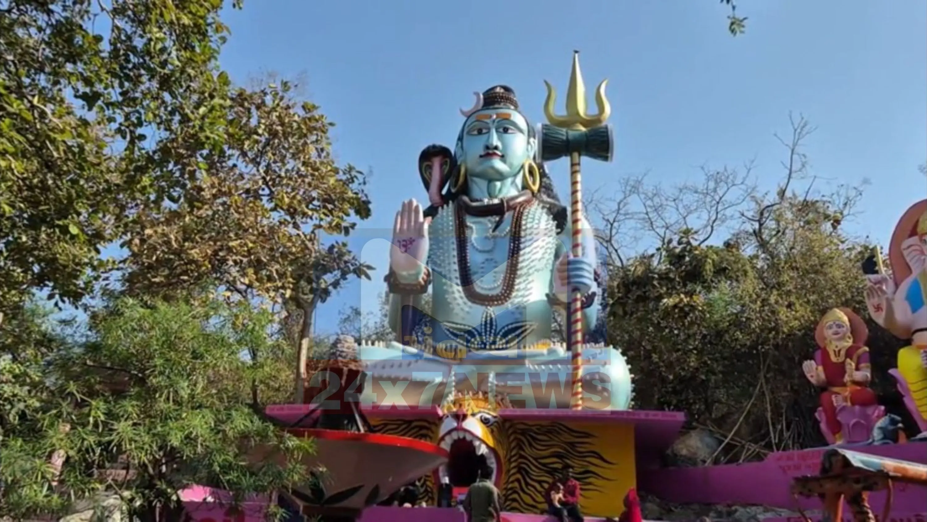 શિવરાત્રીની ઉજવણી કરવામાં આવે છે અને એની ઓળખ છે આ જ્યોત (Mahajyot)જી હા સવા મણ રૂ અને 50 કિલો ઘી થી બનાવેલ છે