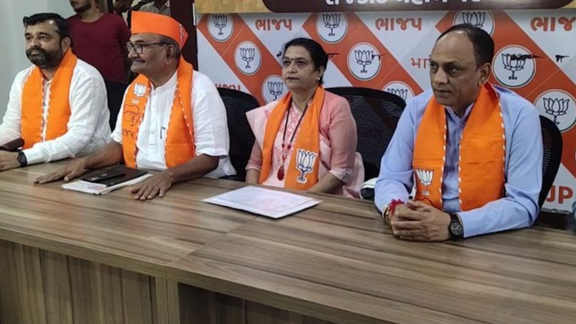 રાજકોટ ભાજપ (Rajkot BJP)માં કોર્પોરેટરની અશ્લીલ ચેટથી ખળભળાટ