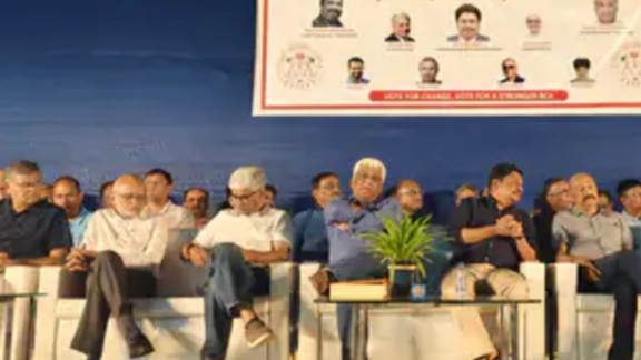 મેદાન (BCA) પર પરસેવો પાડનારાનો એસી રૂમમાં બેઠેલાને પડકાર
