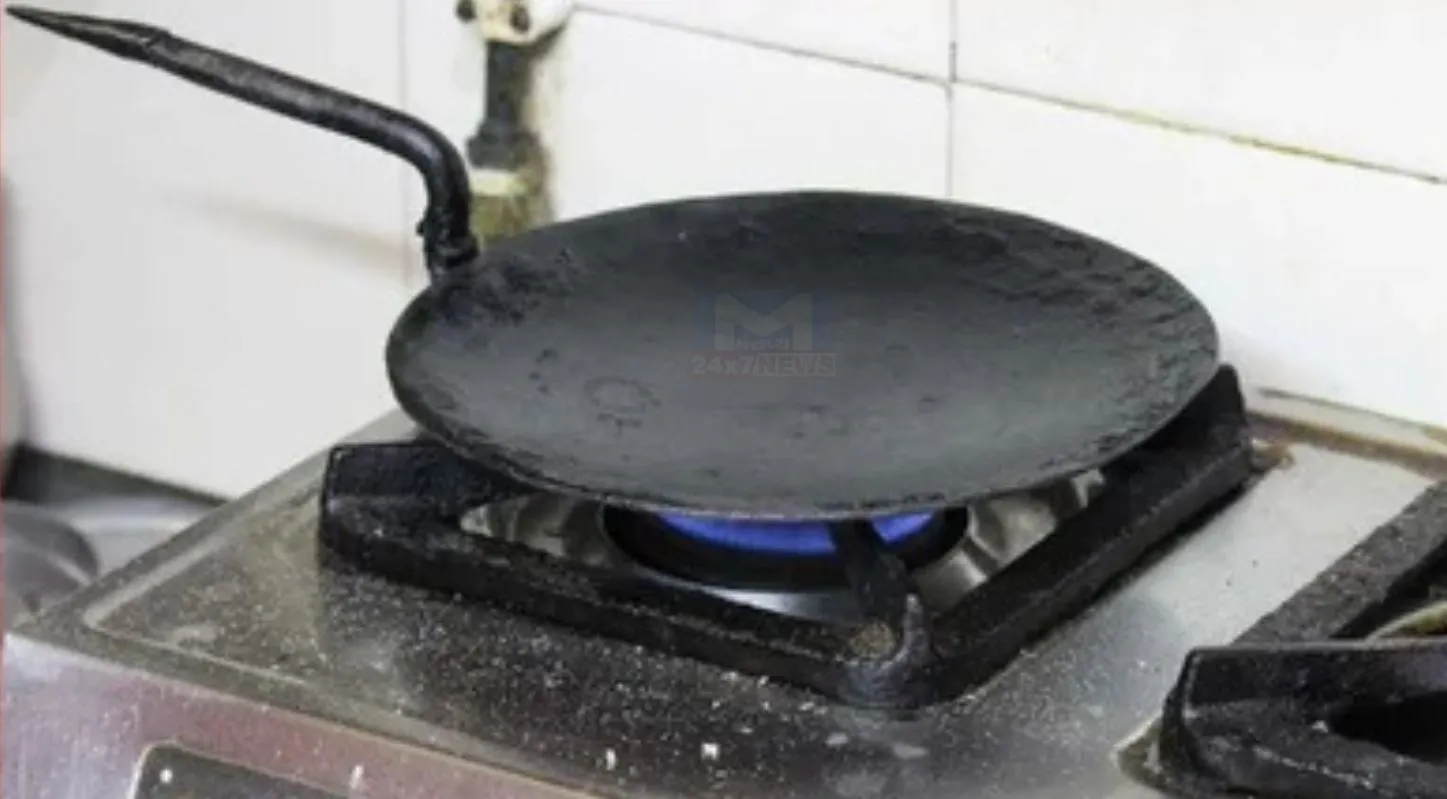 Tawa Cleaning, તવાને સાફ કરવા, ટિપ્સ, પરોઠા, સ્ક્રબર