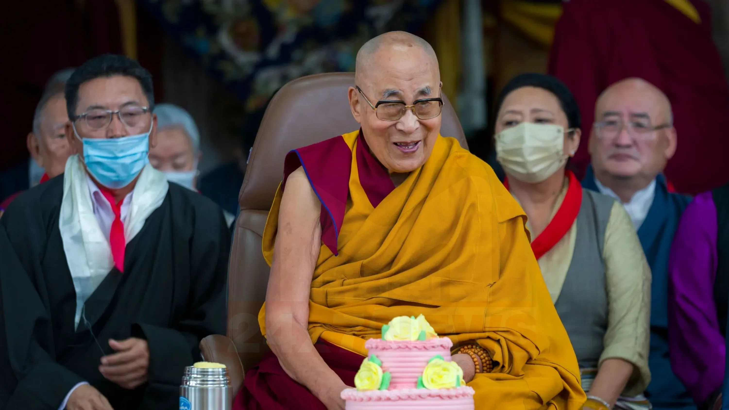 દલાઈ લામા (Dalai Lama)એ કહ્યું કે તેઓ ગ્રેમી એવોર્ડ (Grammy Award)ને વ્યક્તિગત વિજય નહીં પરંતુ એક સહિયારી સાર્વત્રિક જવાબદારીની માન્યતા માને છે.