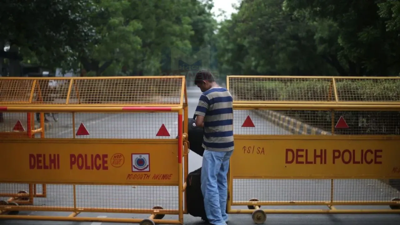 PM House Slum Removal New Delhi