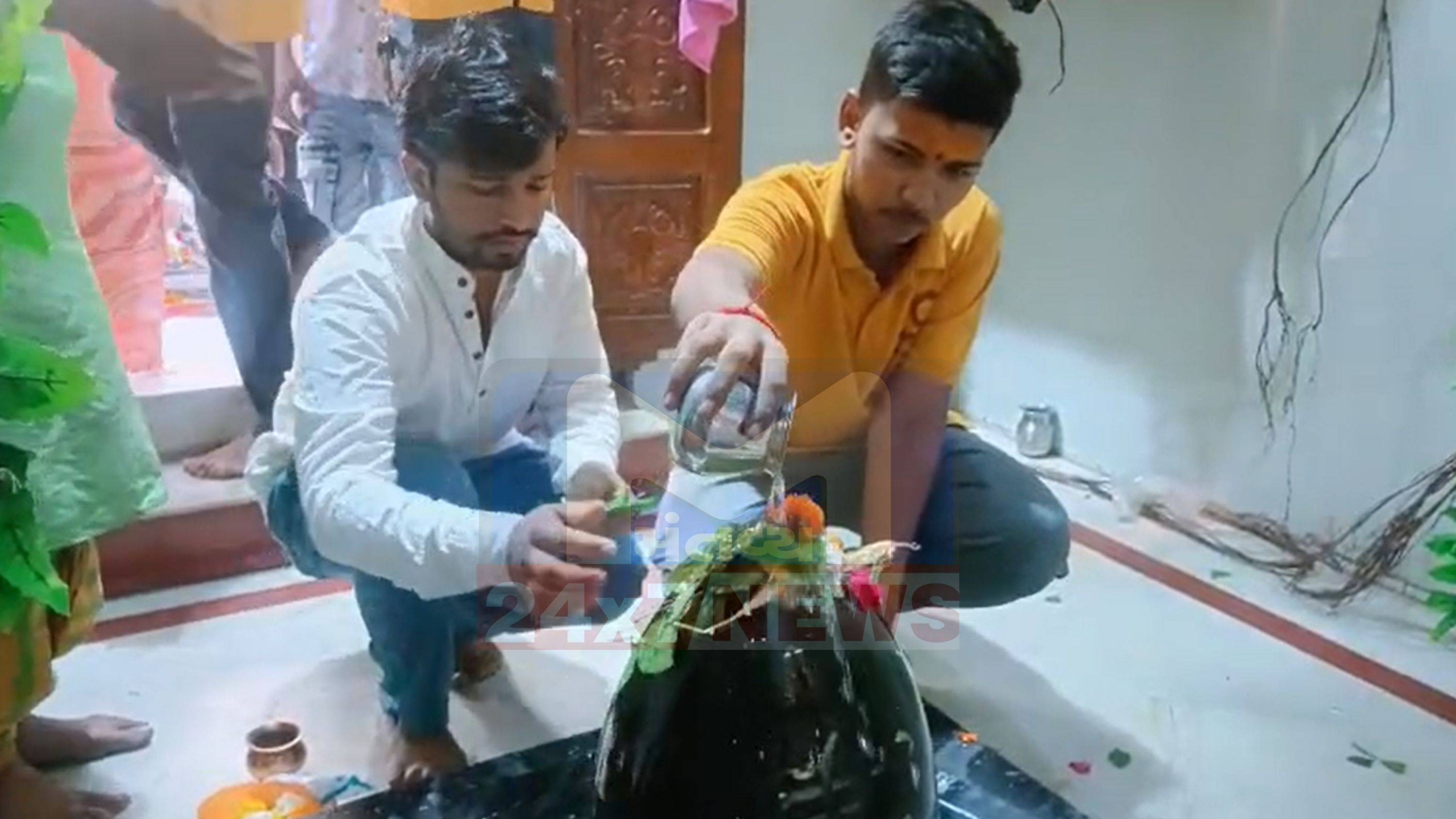 મહાશિવરાત્રિ (Mahashivratri)ના પાવન અવસરે સમગ્ર ગુજરાત રાજ્ય ભક્તિમય બની ગયું.