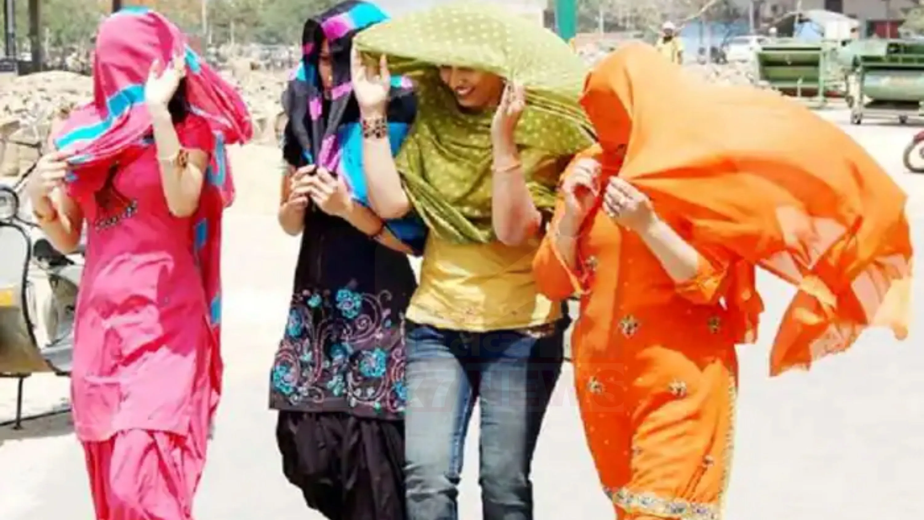 રાજ્યના ઘણા ભાગોમાં મહત્તમ તાપમાન (Heatwave Alert) 35 થી 36 ડિગ્રી સેલ્સિયસ વચ્ચે રહેવાની શક્યતા છે.