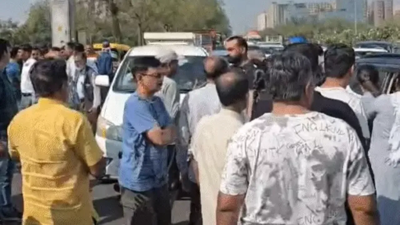 Narhari Amin Controversy