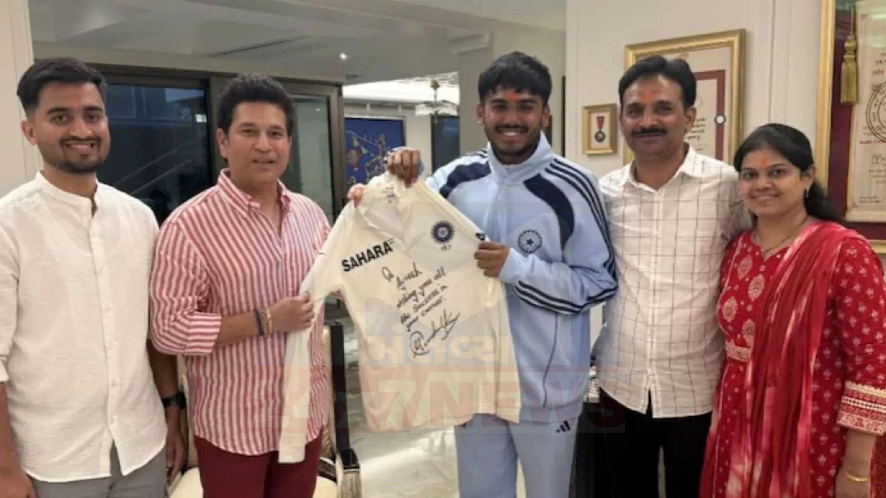 કેપ્ટન આયુષ મ્હાત્રે (Captain Ayush Mhatre)ઝિમ્બાબ્વેની ધરતી પર ઈતિહાસ રચીને સ્વદેશ પરત ફર્યા છે.