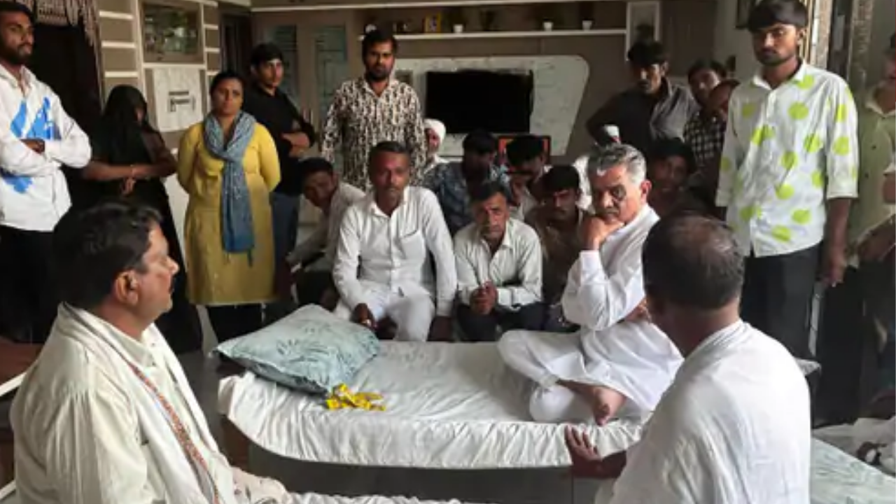 લોકગાયિકા Kinjal Rabari સ્વગૃહે પરત ફરી
